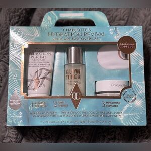Charlotte Tilbury Hydration Revival Skincare Discovery Set